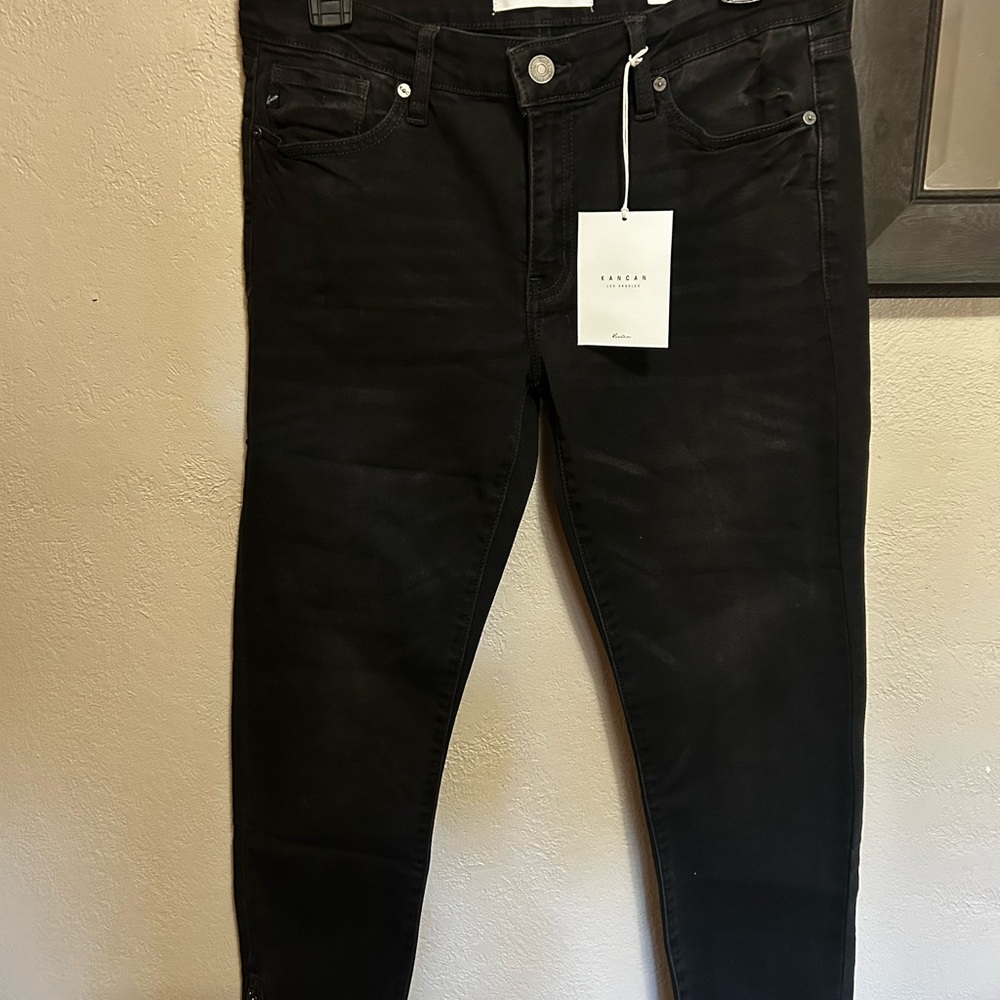 KanCan Women's Black Mid-rise Slim Fit Jeans